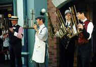 Dapper Dans playing Deagan Organ Chimes